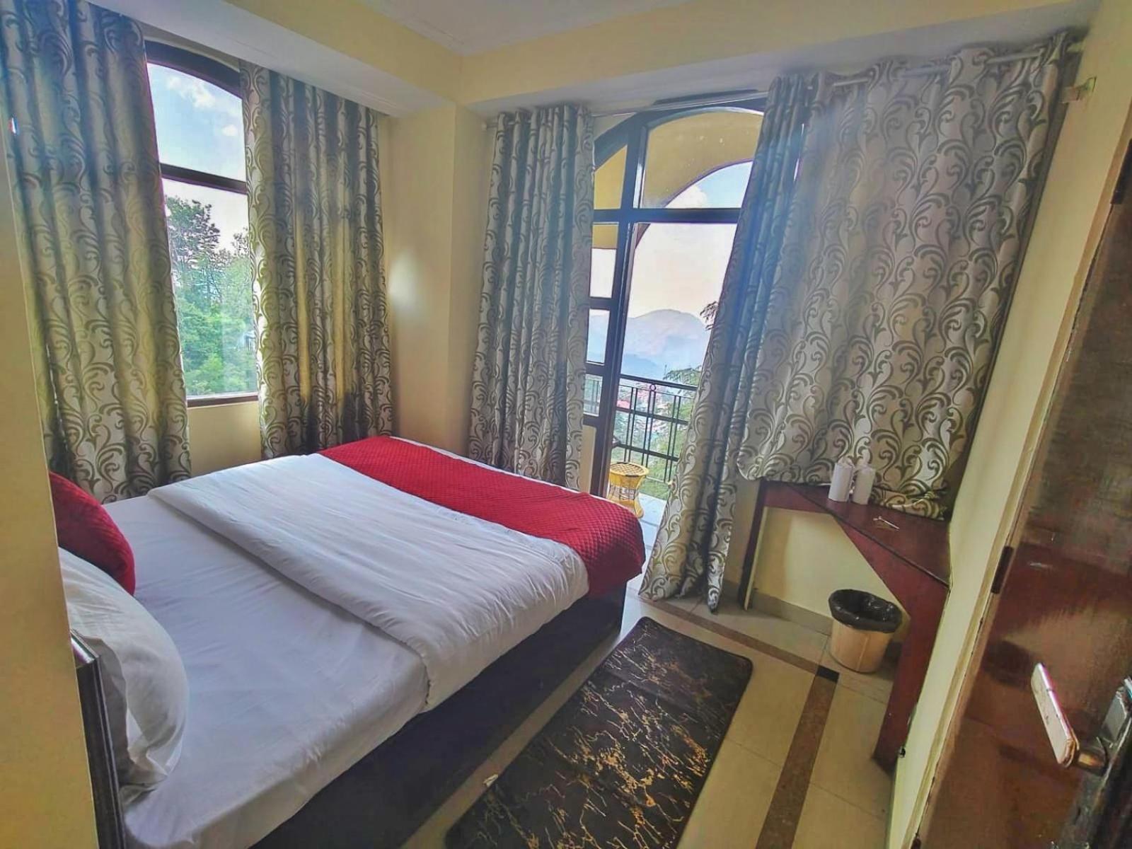 Hotel Taj Palace Near Mall Road 西姆拉 外观 照片